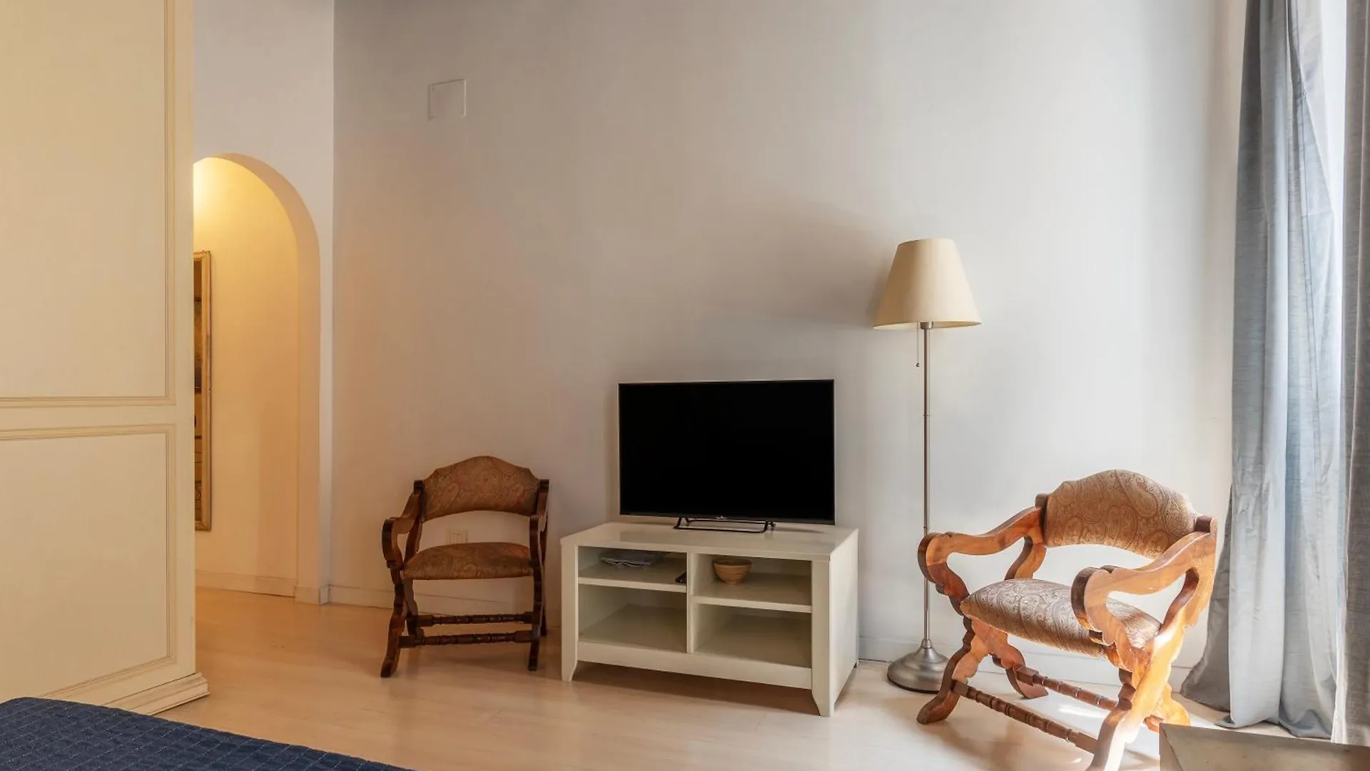 Fori Imperiali Pretty Apartment Rome