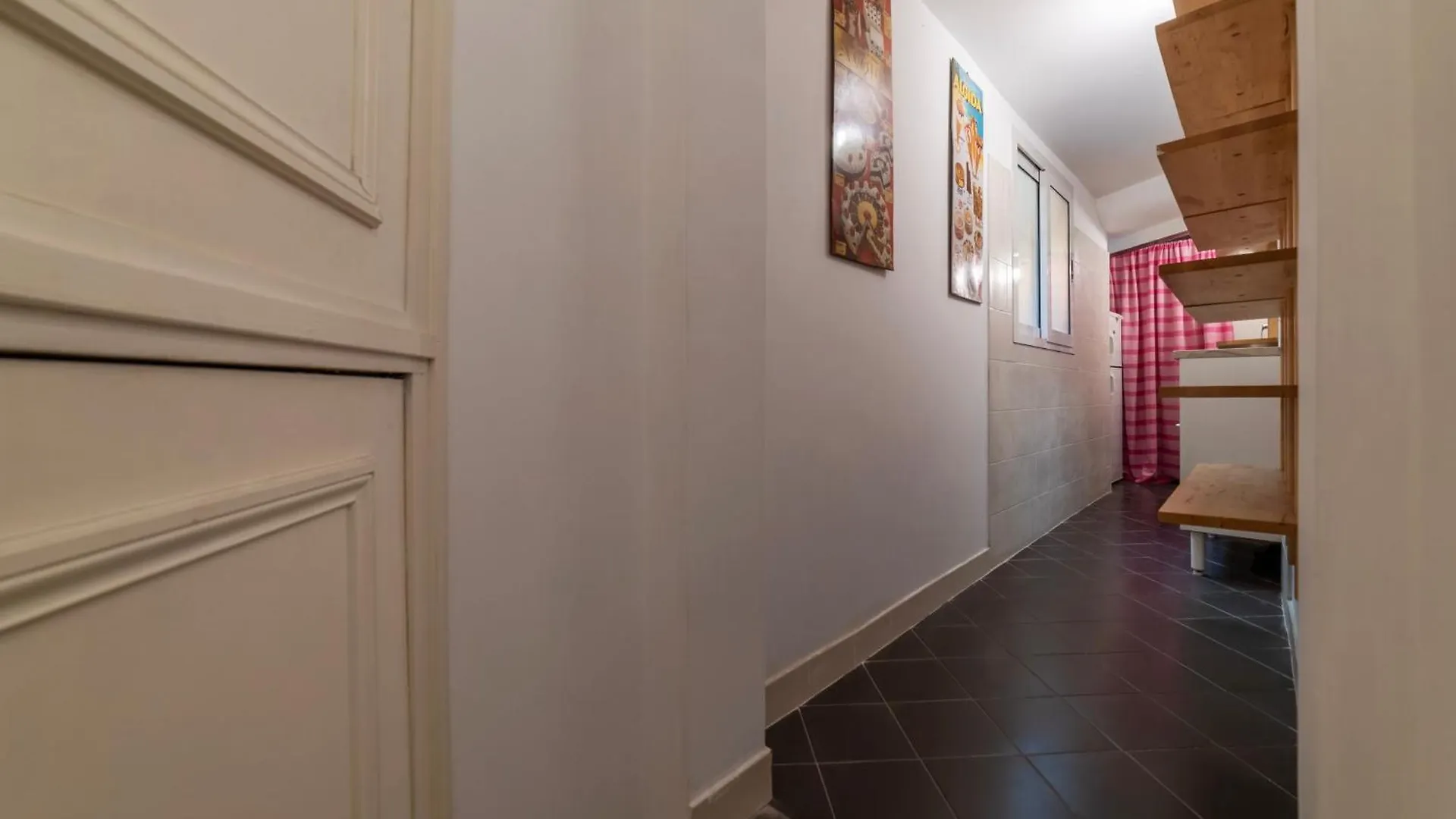 Fori Imperiali Pretty Apartment Rome