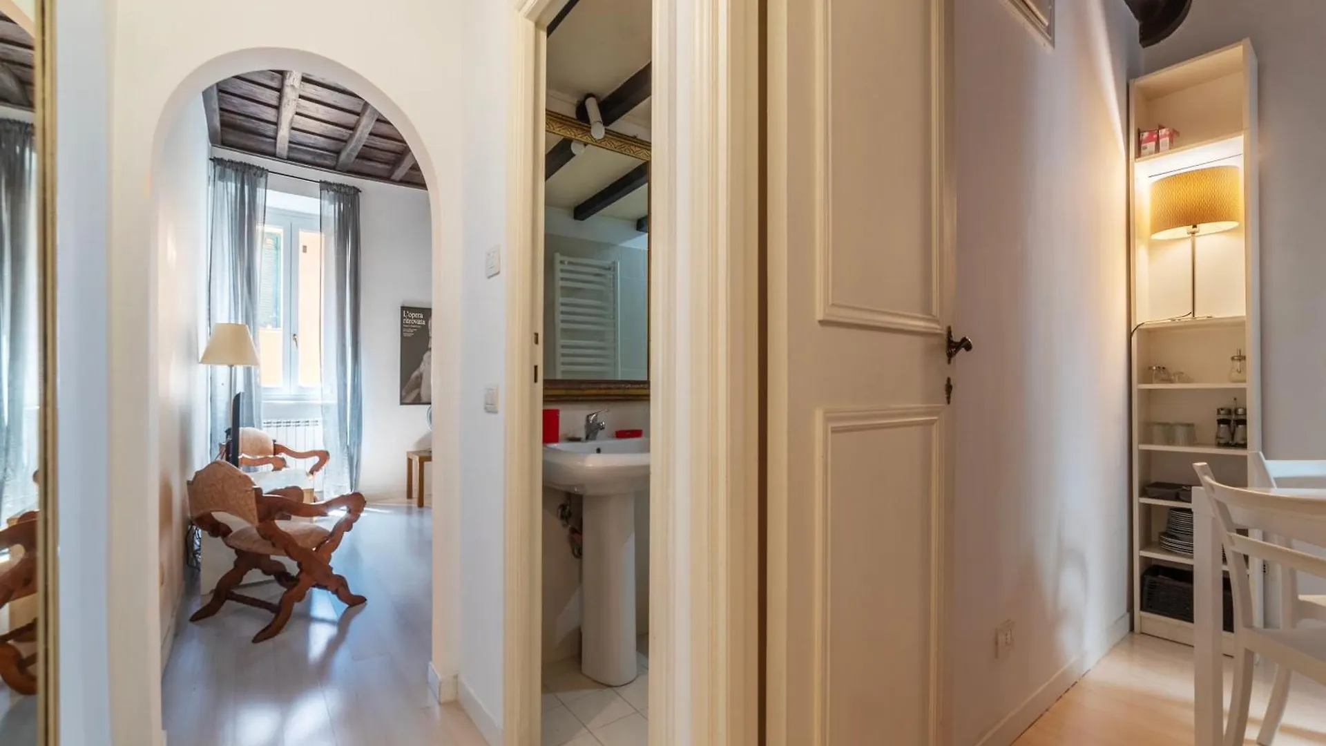 Fori Imperiali Pretty Apartment Rome 0*,  Italy