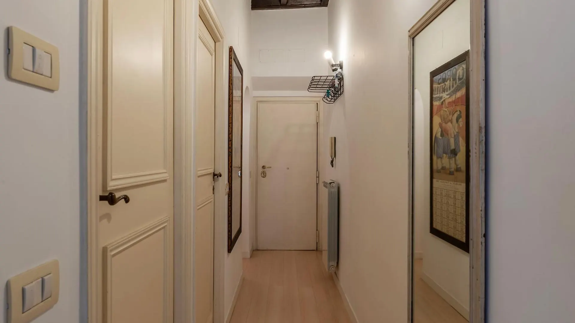 Fori Imperiali Pretty Apartment Rome